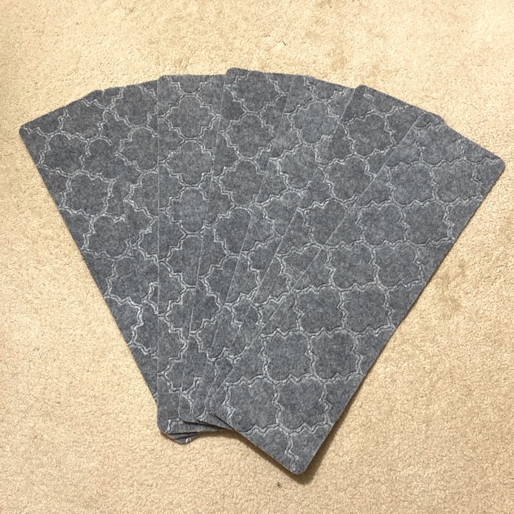 Non-Residue Anti-slip Stair Protector GRAY 7 pc x 30" x 8"